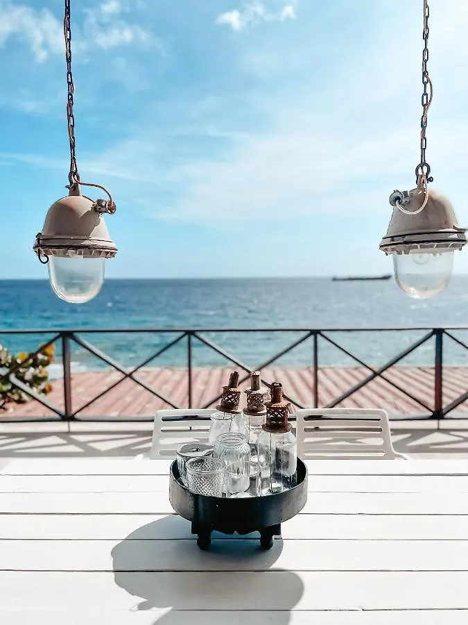 Bijblauw Hotel Willemstad