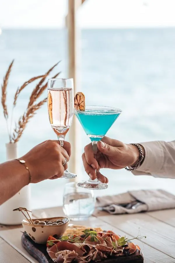 ****  Bijblauw Hotel Willemstad Curacao